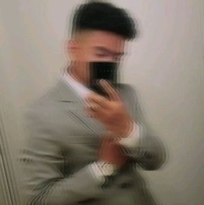 Meet your Posher, Javier